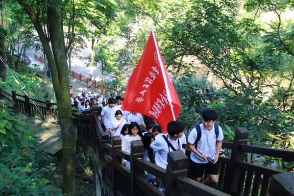 于正回应被某网剧官号皮下吐槽:不要因为我继续蔓延负能量
